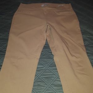 Tan Guess skinny pull on